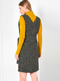 Chic Grid V-neck Sleeveless Tie-waist Asymmetric Dress