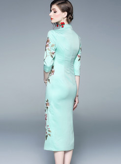 Vintage Mandarin Collar Embroidered Slit Cheongsam Dress