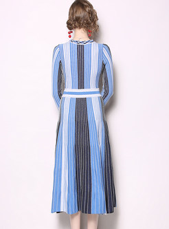 Color-blocked V-neck Long Sleeve Waist Knitted Dress