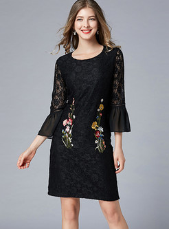 Fashion Flare Sleeve Embroidered Mini Bodycon Dress