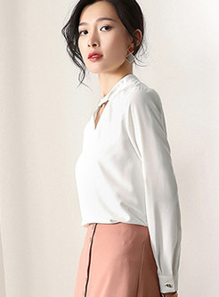 Stylish White O-neck Hollow Out Slim Pullover Blouse
