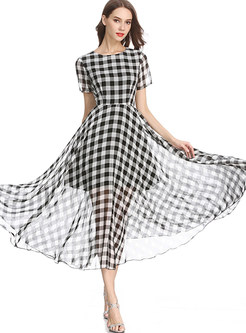 Color-blocked Plaid High Waist Chiffon Maxi Dress