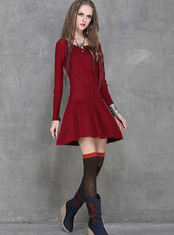Solid Color O-neck Long Sleeve Pleated Dress