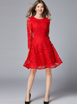 Fashion O-neck Long Sleeve Hollow Out Lace Skater Dress