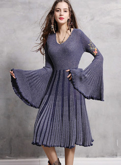 V-neck Flare Sleeve Embroidered Slim Knitted Dress