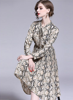 Trendy Print Bowknot High Waist Pleated Dress