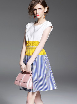 Stylish White O-neck Stitching Striped A Line Dress