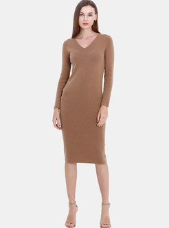 Brief Solid Color V-neck Sheath Knitted Dress