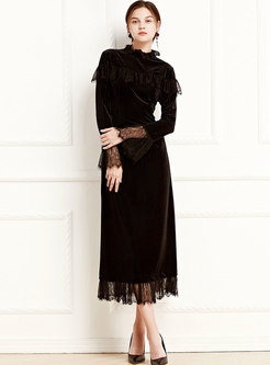 Stylish Lace Splicing Flare Sleeve Velvet Maxi Dress