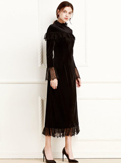 Stylish Lace Splicing Flare Sleeve Velvet Maxi Dress