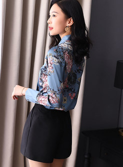 Color-blocked Print Tie-collar Single-breasted Blouse