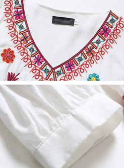 Ethnic V-neck Three Quarters Sleeve Embroidered Dress