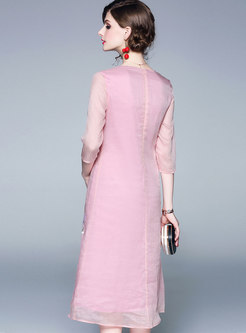 Pink V-neck Embroidered Three Quarters Sleeve Loose Dress