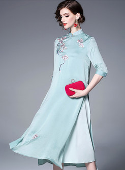 Vintage Mandarin Collar Embroidered Improved Cheongsam Dress