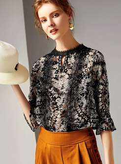 Lace Splicing Print Hollow Out Pullover Blouse
