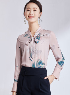 Chic Print Tie-collar Pullover Blouse