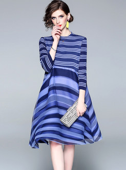 Trendy O-neck Color-blocked Striped Pleated Dress