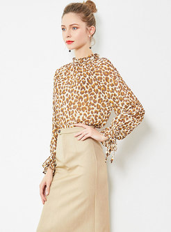 Chic Leopard Flare Sleeve Pullover Blouse