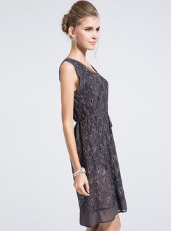 Elegant Lace Sleeveless Tie-waist Slim Dress