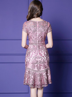 Elegant Embroidered O-neck Slim Falbala Dress