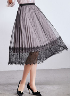 Lace Splicing Elastic Waist Pleated Skirt