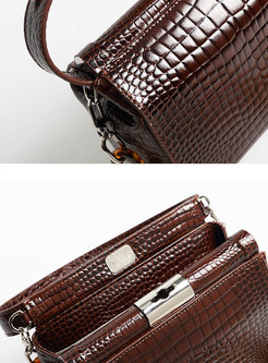 Vintage Alligator Pattern Clasp Lock Crossbody Bag