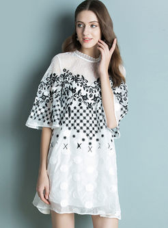 Fashion Mesh Embroidered Flare Sleeve Dress