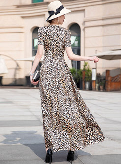 Elegant Leopard V-neck Gathered Waist Maxi Dress