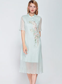 Retro Embroidered Cheongsam Mesh Dress