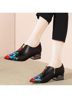 Ethnic Pointed Head Zippered Leather Shoes