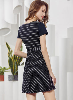 O-neck Short Sleeve Striped Mini Dress
