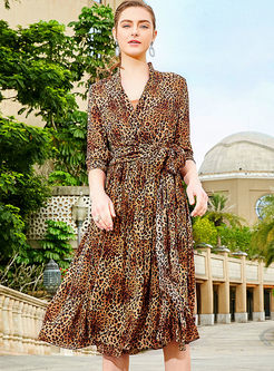 V-neck Half Sleeve Leopard Pleated Dress