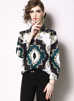 Trendy Print V-neck Pullover Blouse