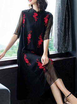 Chic Stand Collar Embroidered Shift Dress