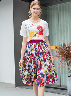 Casual Print O-neck T-shirt & Pleated Skirt