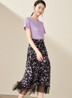Brief Hollow Out T-shirt & Floral A Line Skirt