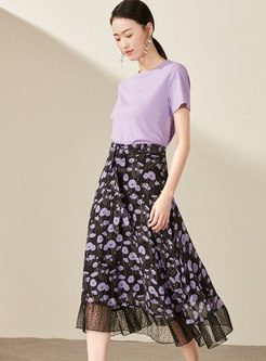 Brief Hollow Out T-shirt & Floral A Line Skirt