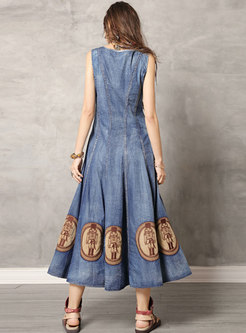 Vintage Denim O-neck Embroidered Sleeveless Maxi Dress