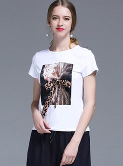 Brief Leopard Bowknot Print T-shirt