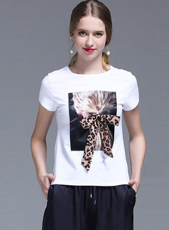 Brief Leopard Bowknot Print T-shirt