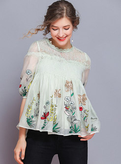 Lace Splicing Embroidered Half Sleeve Loose Blouse