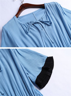 Color-blocked Tie-collar Waist Skater Dress