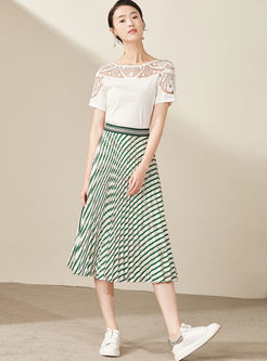 Color-blocked High Waist Striped Pleated Skirt