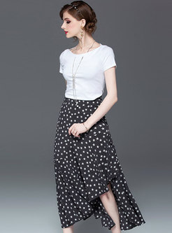Casual O-neck T-shirt & Print Asymmetric Skirt