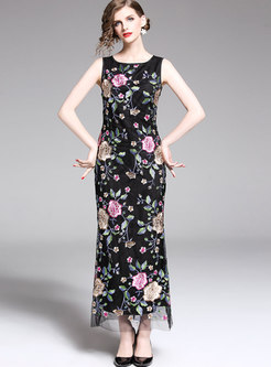 Elegant Embroidered O-neck Sleeveless Long Dress