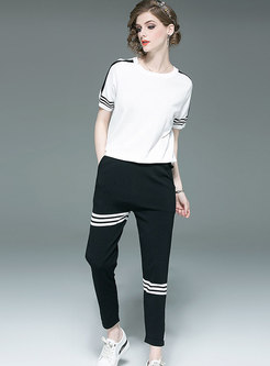 Casual Color-blocked O-neck Knitted Top & Straight Pants