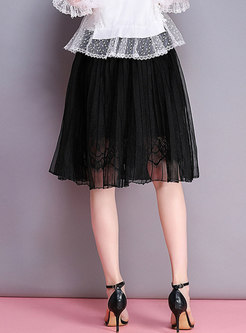 Chic Lace Splicing Elastic Waist Pleated Skirt