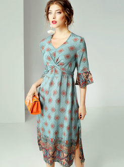 Fashion V-neck Flare Half Sleeve Print Slit Dress
