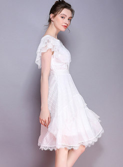 Fashion Falbala Lace Splicing White Skater Dress