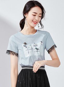 Brief Stereoscopic Flower Lace Splicing T-shirt 